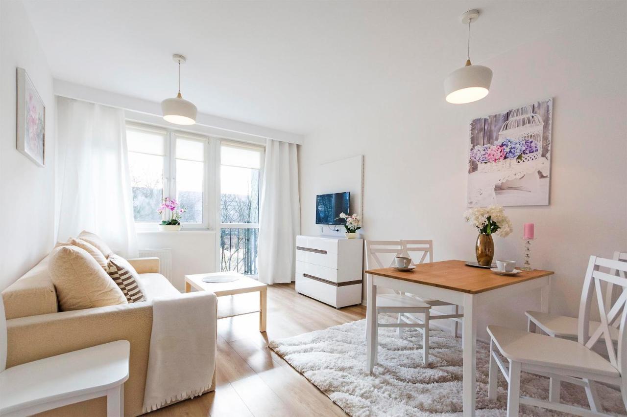 Apartament Kapitanski Do 6 Osob-25 Min Od Plazy กดัญสก์ ภายนอก รูปภาพ