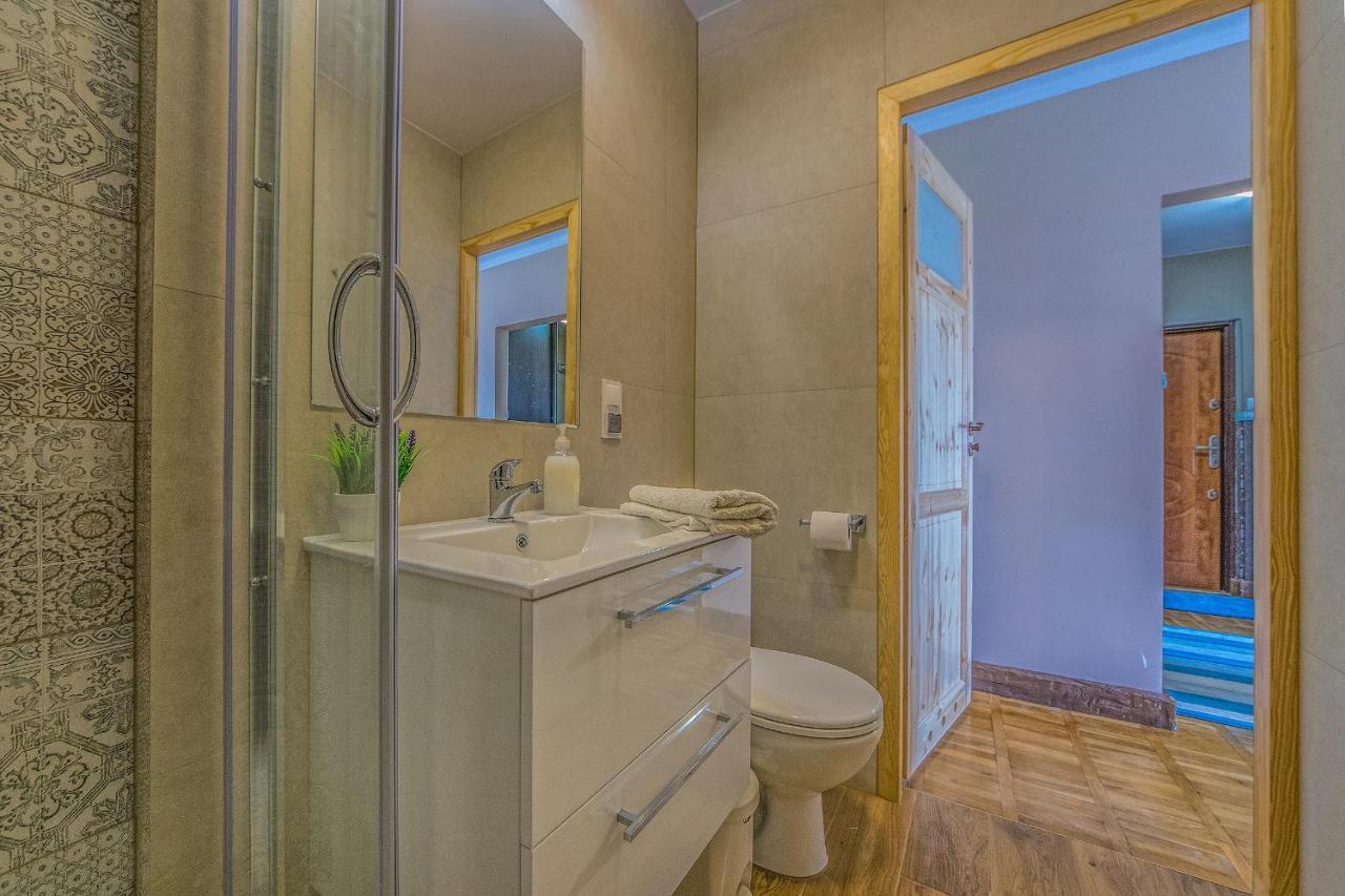 Apartament Kapitanski Do 6 Osob-25 Min Od Plazy กดัญสก์ ภายนอก รูปภาพ